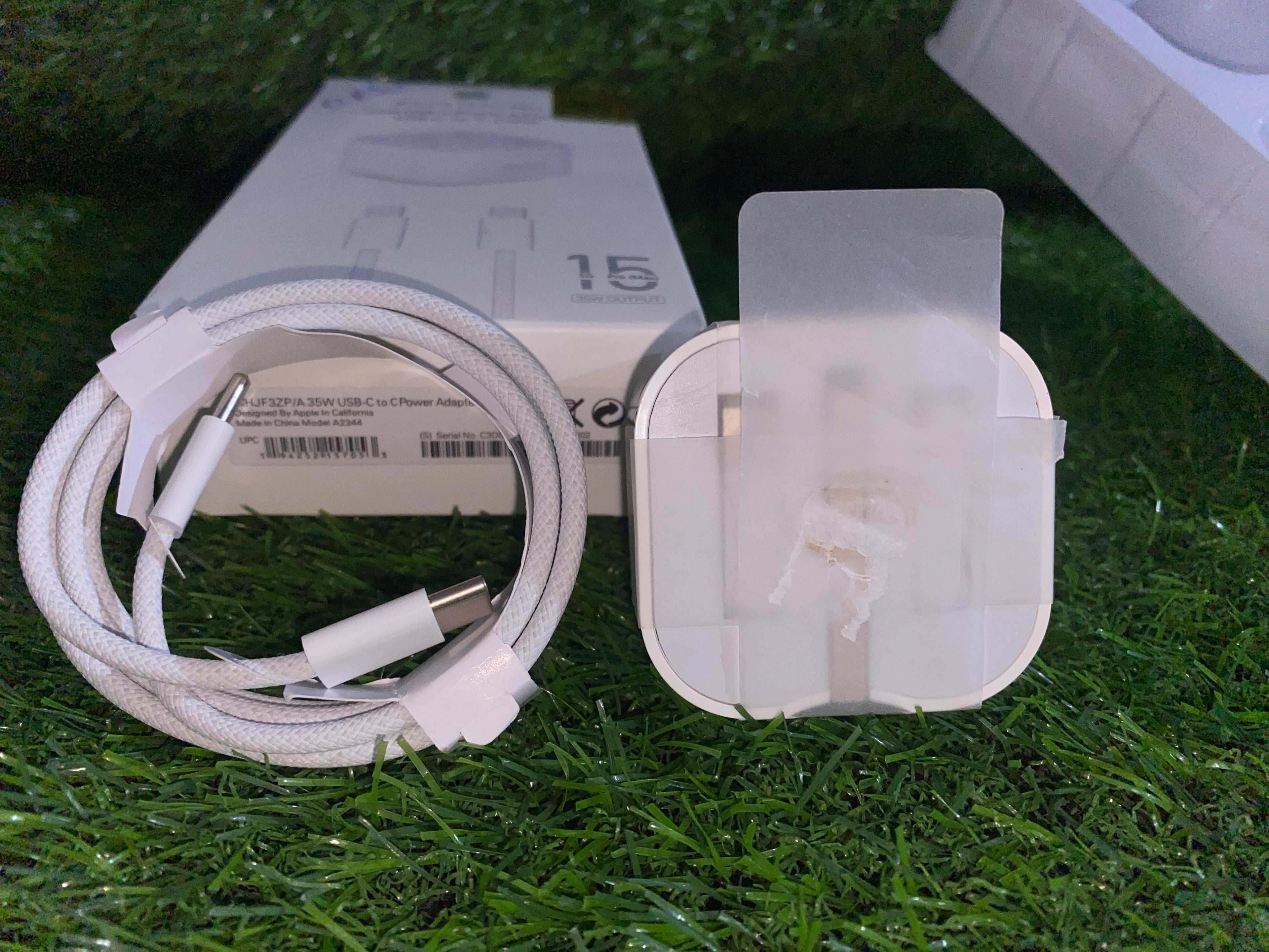 ⚡ iPhone 15 Pro Max – 35W Fast Charger with USB-C to USB-C Cable (Original Quality)