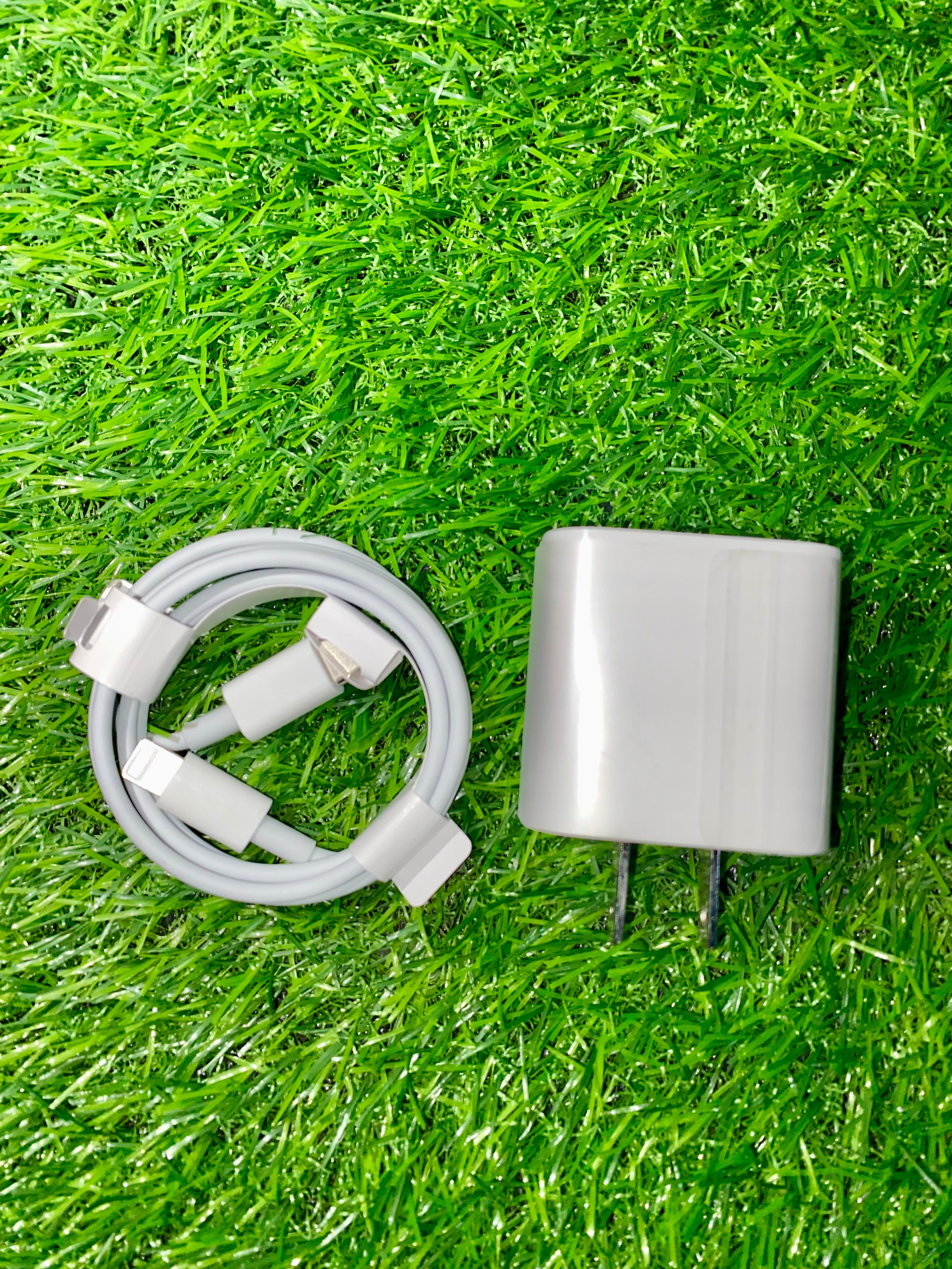 20W USB-C Power Adapter with USB-C to Lightning Cable – Fast Charging Set Description