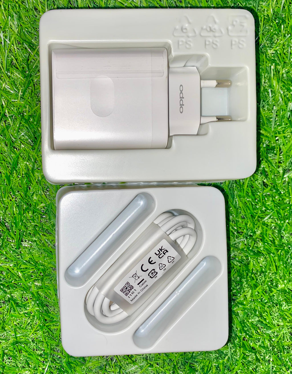 SUPERVOOC 33W Super Flash Charger Set with USB-A to USB-C Cable (1m)